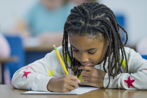 Subordinate Conjunctions? Relative Clauses? Help! Explore Strategies for Syntax Intervention